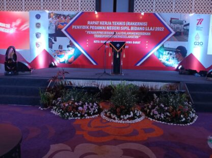 Backdrop Panggung Outdoor